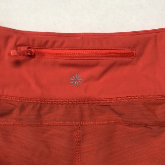 Athleta Run With It Textured 3.5” Shorts size XS - Picture 5 of 8